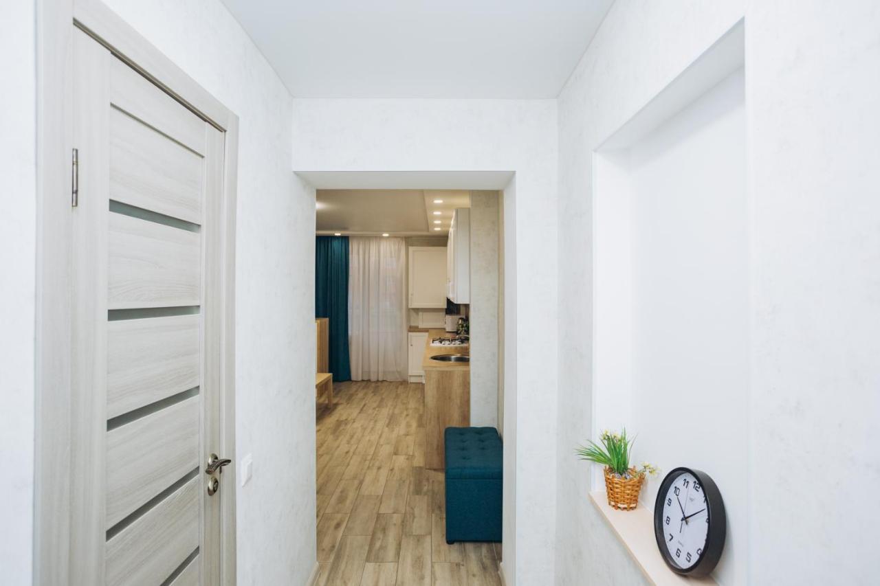 Luxe Apart-Hotel Near Lavina New Building 1 Floor Сумы Экстерьер фото